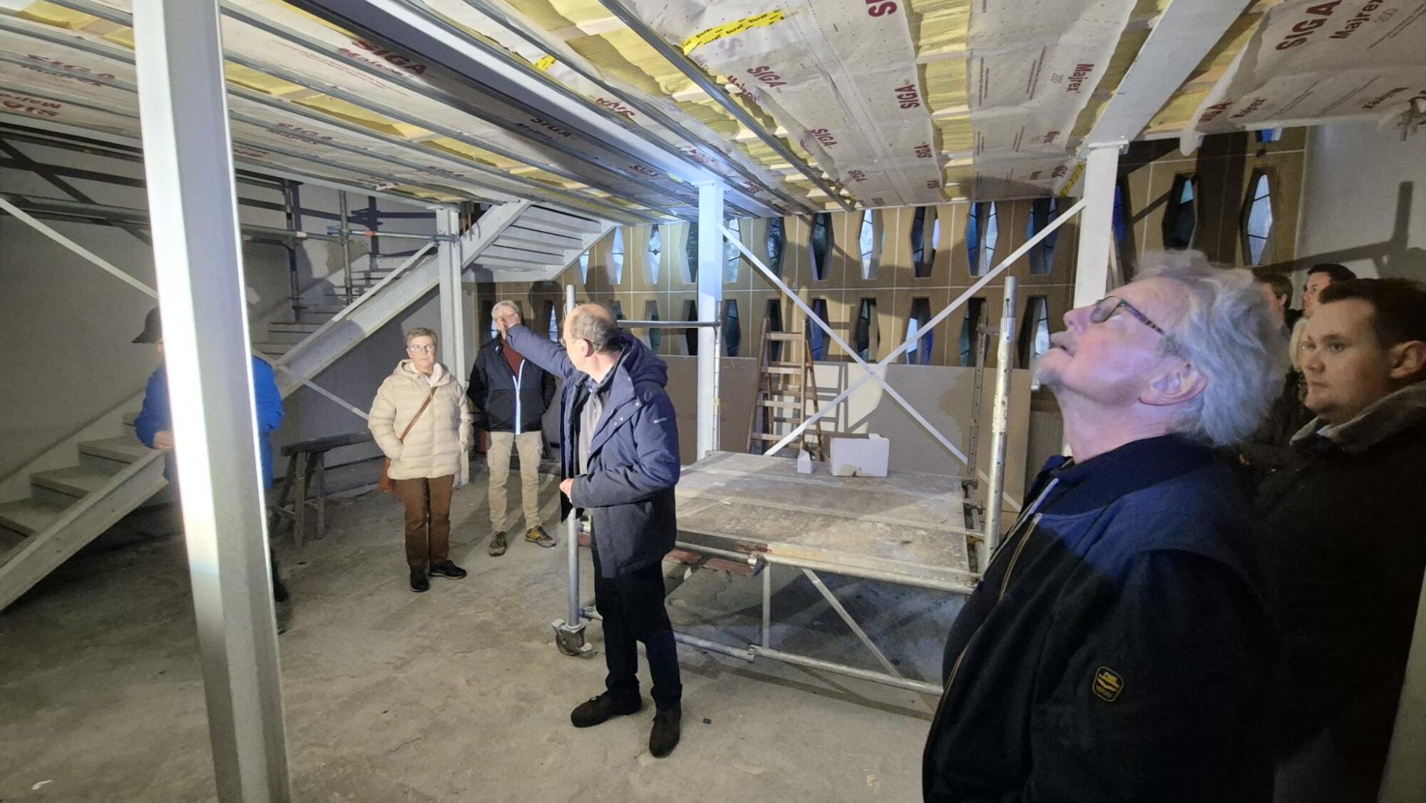 E75B1B3E-EFD2-4324-8726-DA388C972435